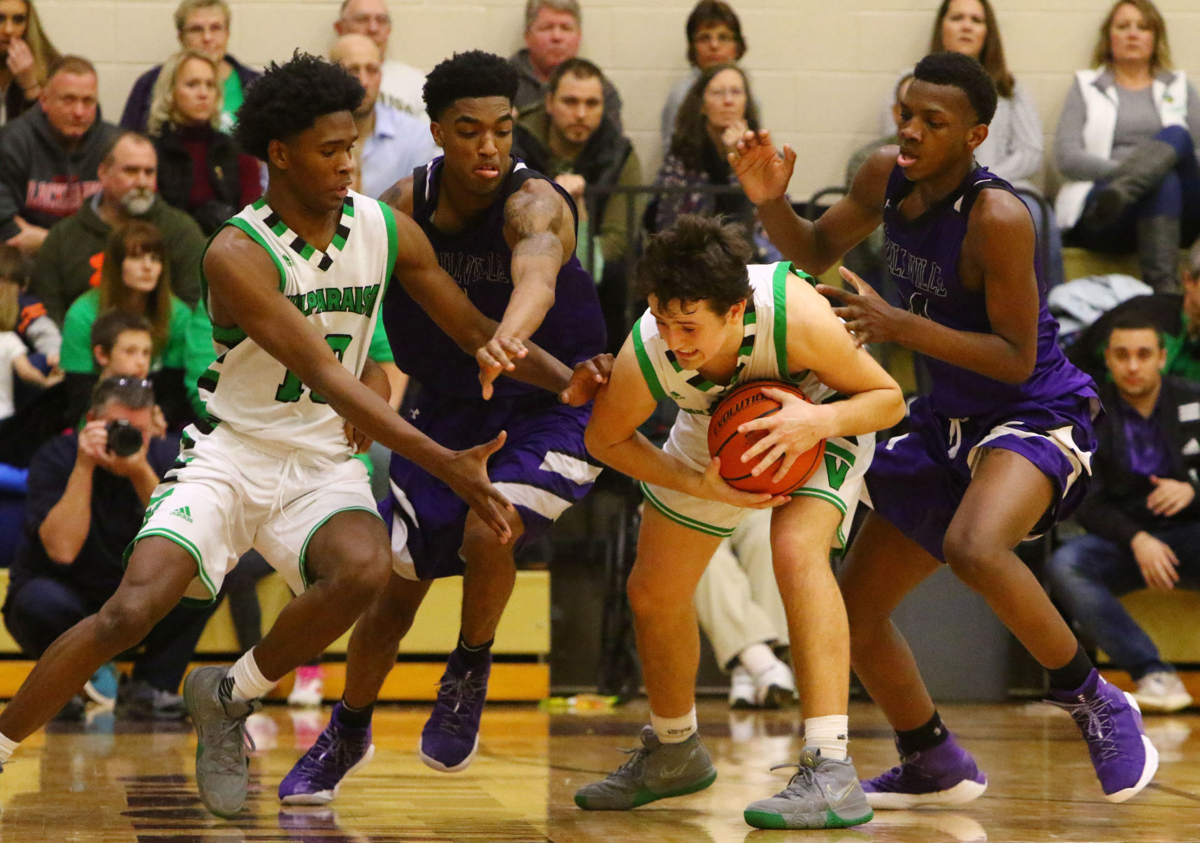 Chesterton Boys Basketball Sectional Final: Merrillville vs. Valparaiso boys basketball